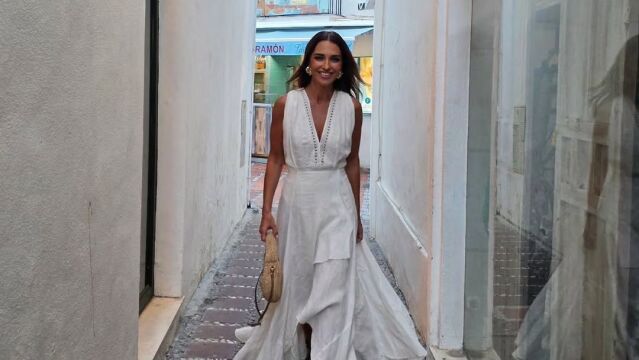 El vestido blanco de Paula Echevarría.
