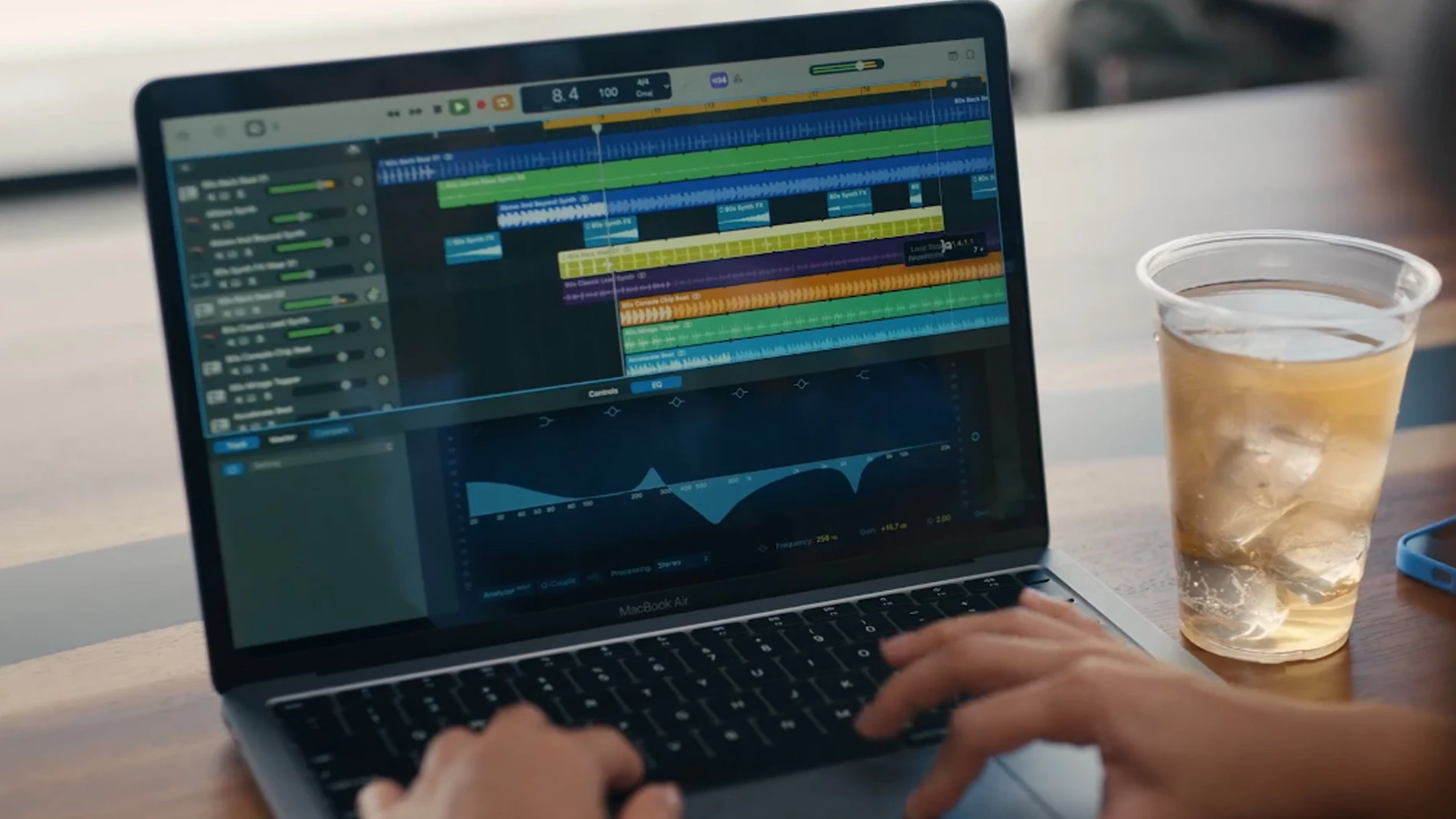 MacBook Air M4