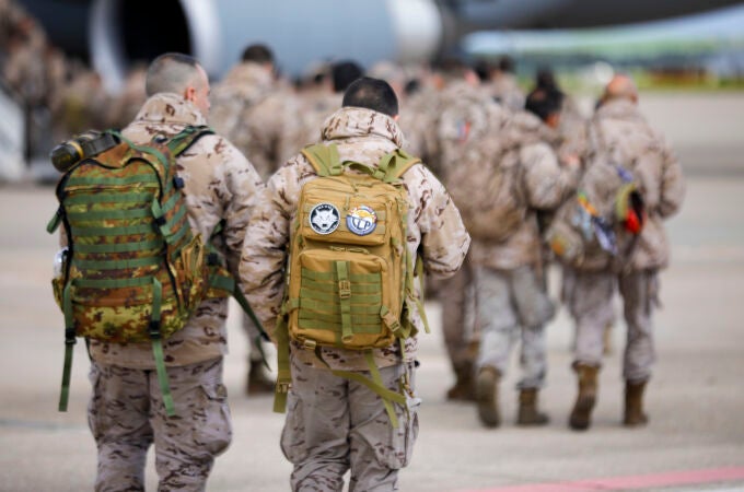 Personal del Ejército del Aire y del Espacio integrante del Destacamento Aéreo Táctico Vilkas