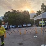 Los medios de extinción siguen trabajando en la zona del incendio declarado en Tarifa, que ha desalojado a 1.500 personas.
