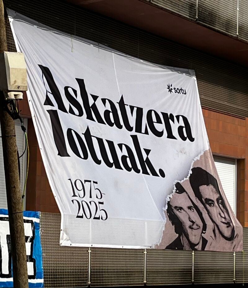 Uno de los carteles denunciados