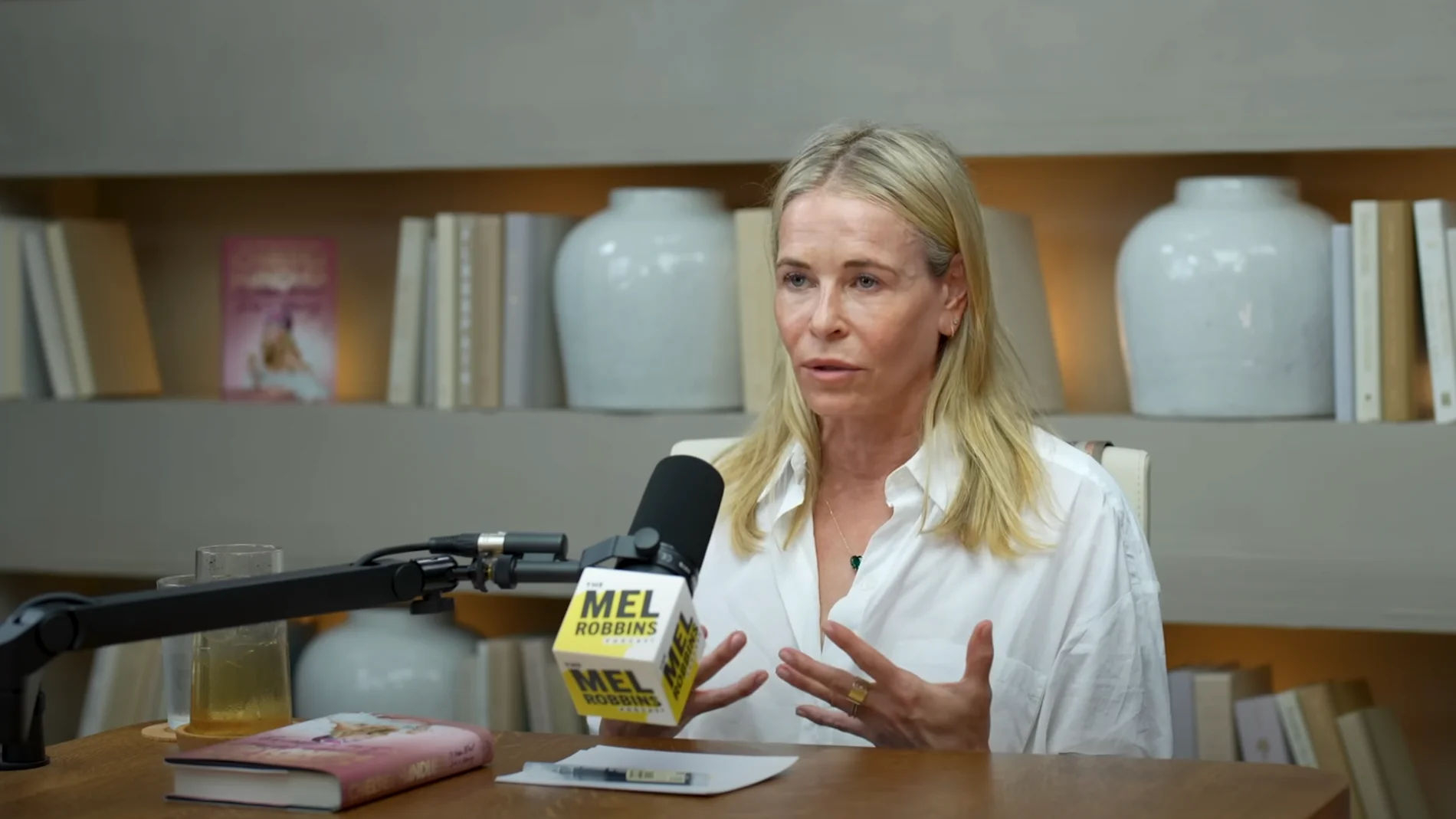 Chelsea Handler, comediante y autora: "Nadie va a venir a salvarte, tú tienes que elegir levantarte, cambiar y probar otra vez"