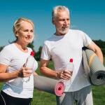 Sarcopenia: 3 ejercicios de fuerza para recuperar masa muscular en adultos mayores de 60 años
