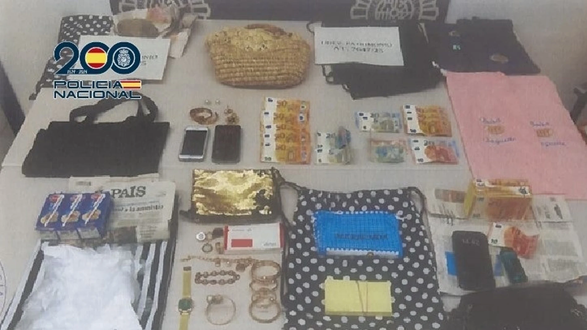 Material requisado por la Policía Nacional