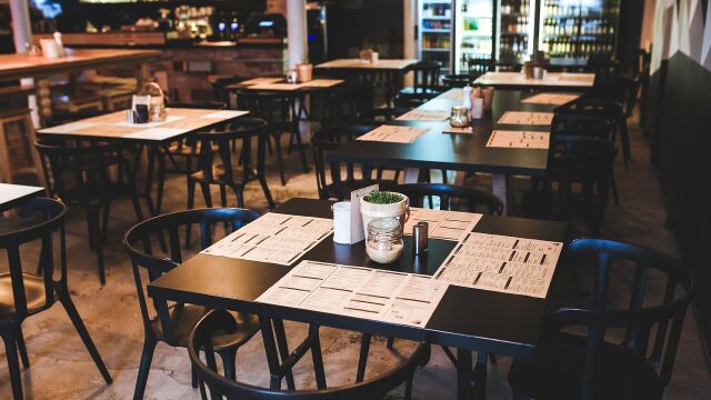 Imagen de archivo de un restaurante vacio