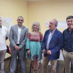 El director general de Trabajo y Prevención de Riesgos Laborales, José Manuel Barrios, acompañado del delegado territorial de la Junta en Palencia, José Antonio Rubio Mielgo, ha visitado hoy, en Aguilar de Campoo, las instalaciones de la empresa palentina Plató Natural Multimedia y Comunicación S.L