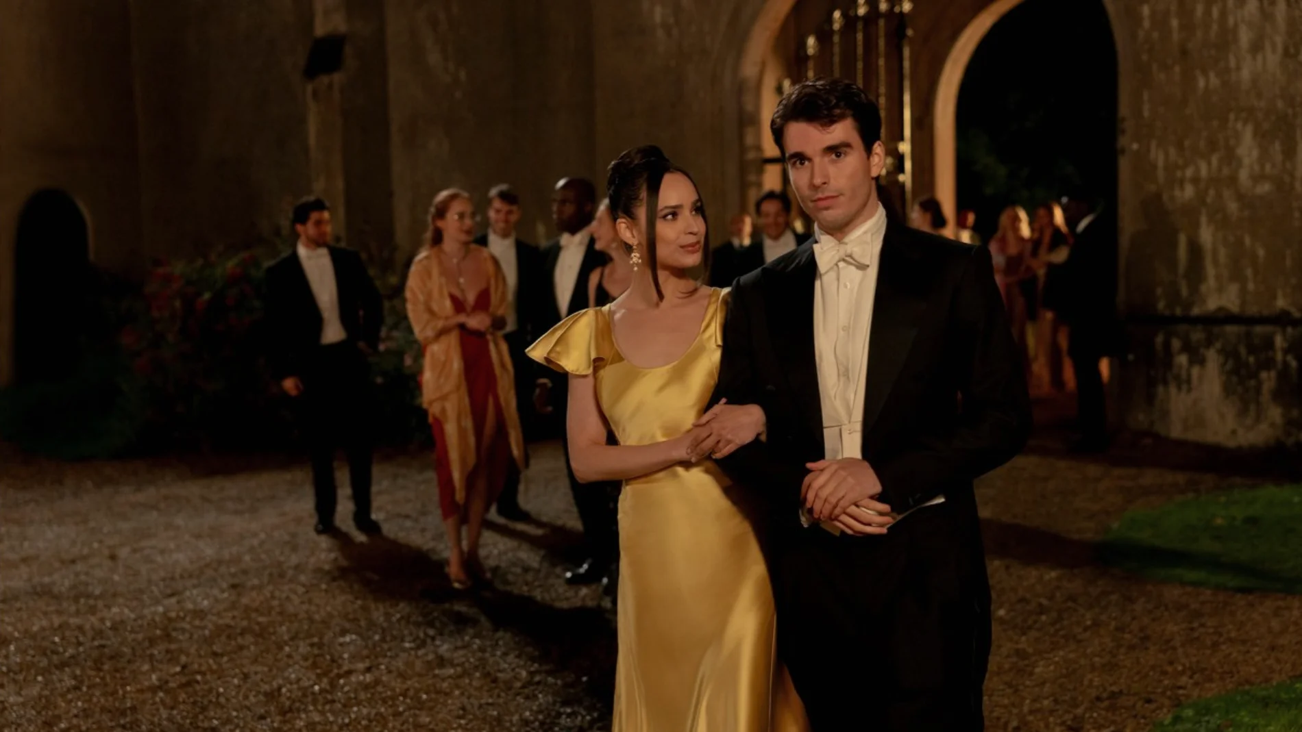 No olvidarás fácilmente el romance entre Sofia Carson y Corey Mylchreest