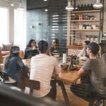 Trabajadores en una oficina