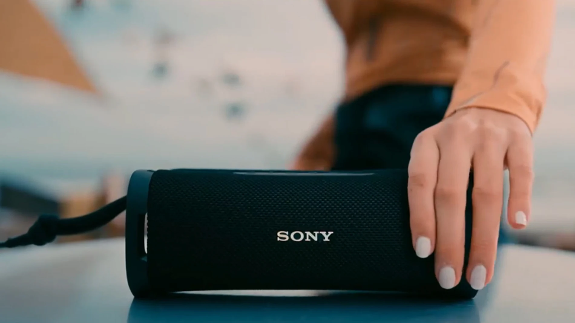 Sony ULT Field 1