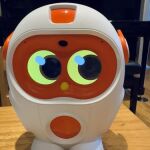Luka, el robot que se convirtió en mascota