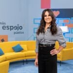 La presentadora Lorena García vuelve a liderar 'Espejo Público' durante la temporada veraniega