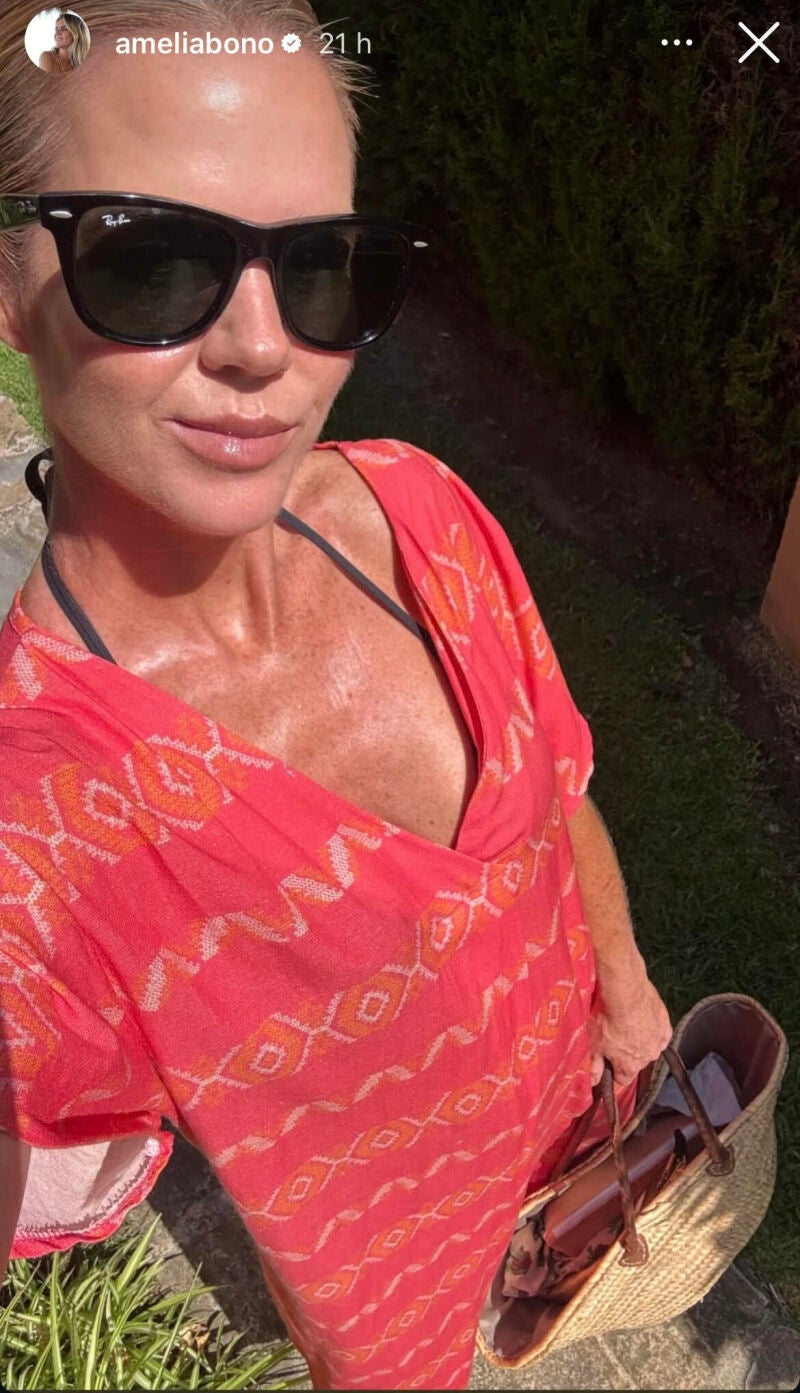 El look de Amelia Bono.