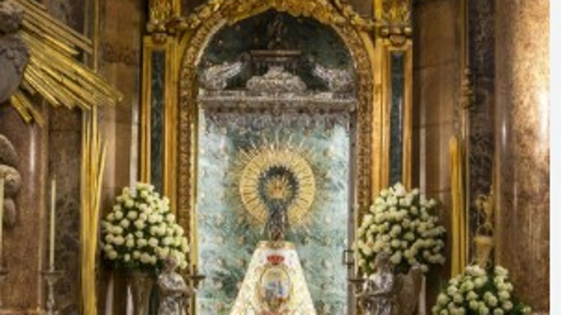 Imaagen de la Virgen del PIlar, en Zaragoza