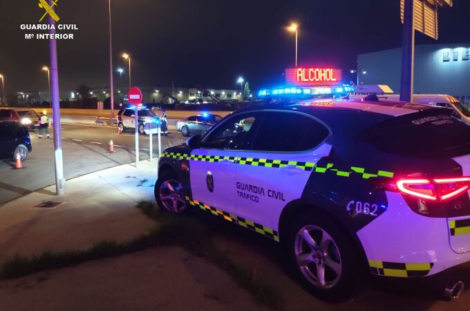 Servicio de vigilancia de agentes de la Guardia Civil.