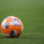 Fútbol.-LaLiga alerta sobre riesgos del acceso ilegal a retransmisiones: 'Tú tienes fútbol pirata. Ellos te tienen a ti'