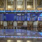 Economía/Bolsa.- El Ibex 35 supera los 14.850 puntos al cierre tras arrancar la semana con un alza del 0,21%
