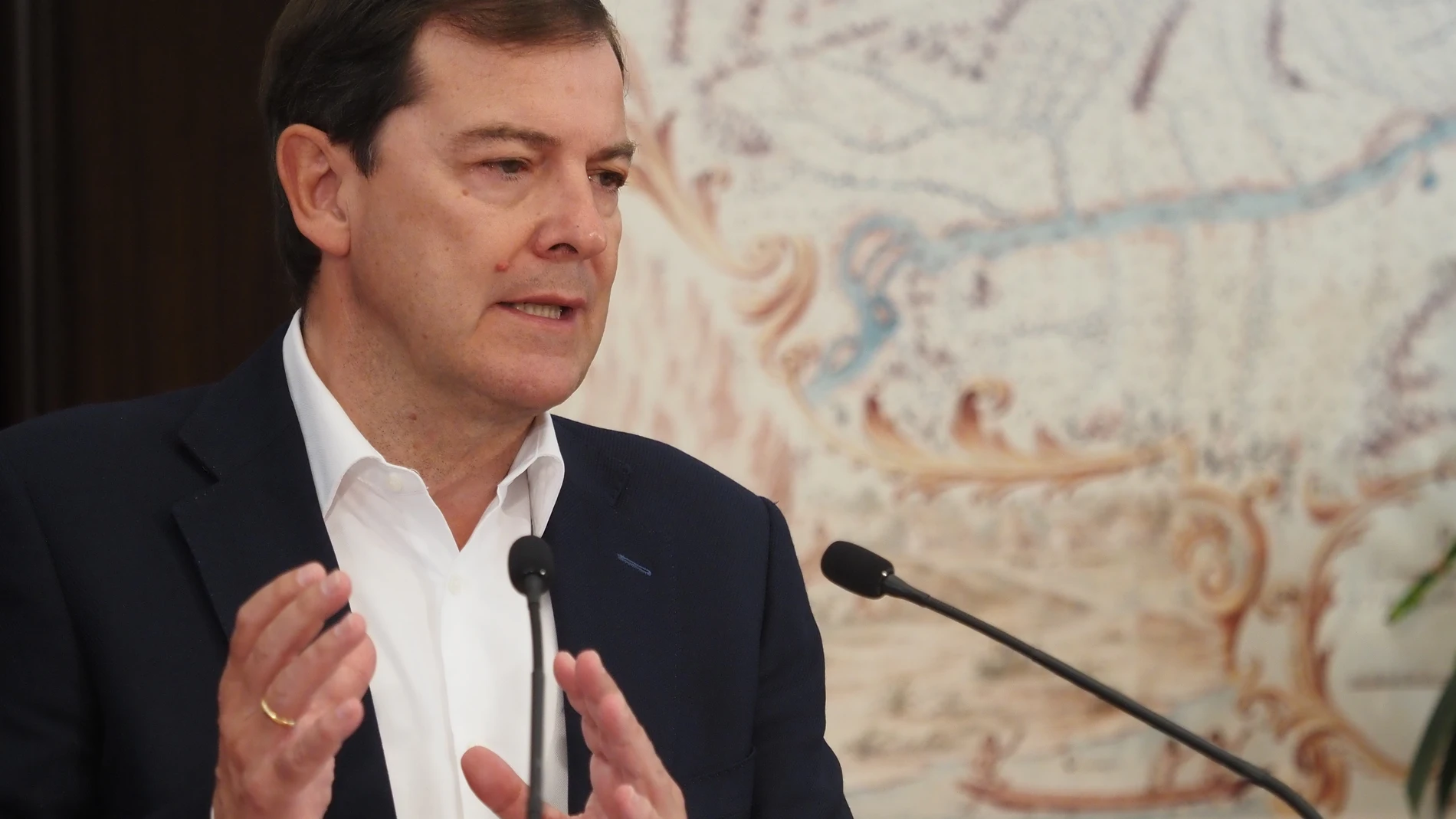 Comparecencia del presidente de la Junta, Alfonso Fernández Mañueco, tras la reunión con consejeros para abordar la situación de los incendios. CLAUDIA ALBA/EUROPA PRESS 13/08/2025