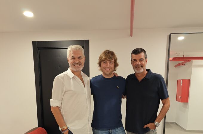 Alfon Arranz con Agustín Bravo y Andoni Ferreño