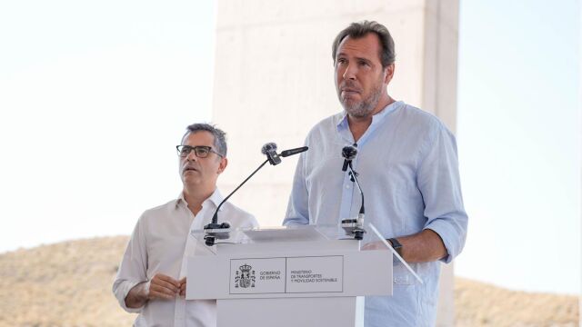 Puente niega haberse "cachondeado" de los incendios: "Quien se ríe de la gente es quien sigue de vacaciones"