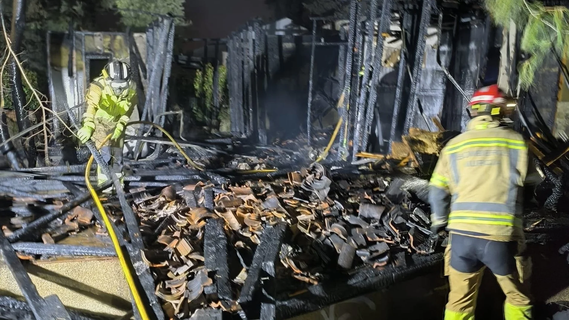 MURCIA.-Sucesos.- Un incendio destruye una vivienda en El Palmar (Murcia)
