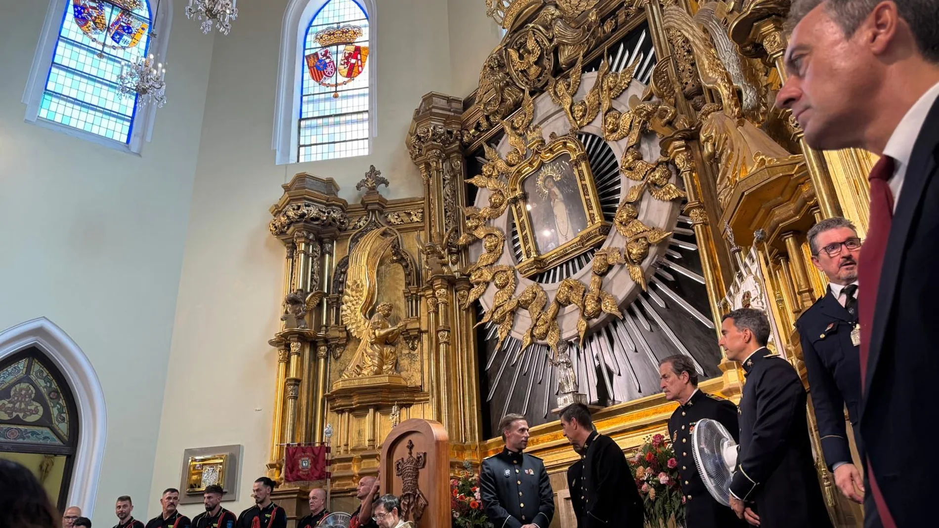 La misa de celebración de la Virgen de la Paloma