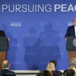 Trump dice que su reunión con Putin fue "extremadamente productiva"