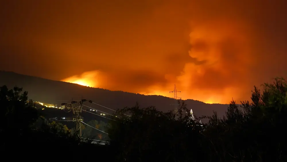 Extremadura pedirá medios del Ejército ante la "extrema gravedad" de los incendios