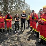 La ministra de Defensa visita a los miembros de la Unidad Militar de Emergencias desplegados en Ayoó de Vidriales (Zamora)