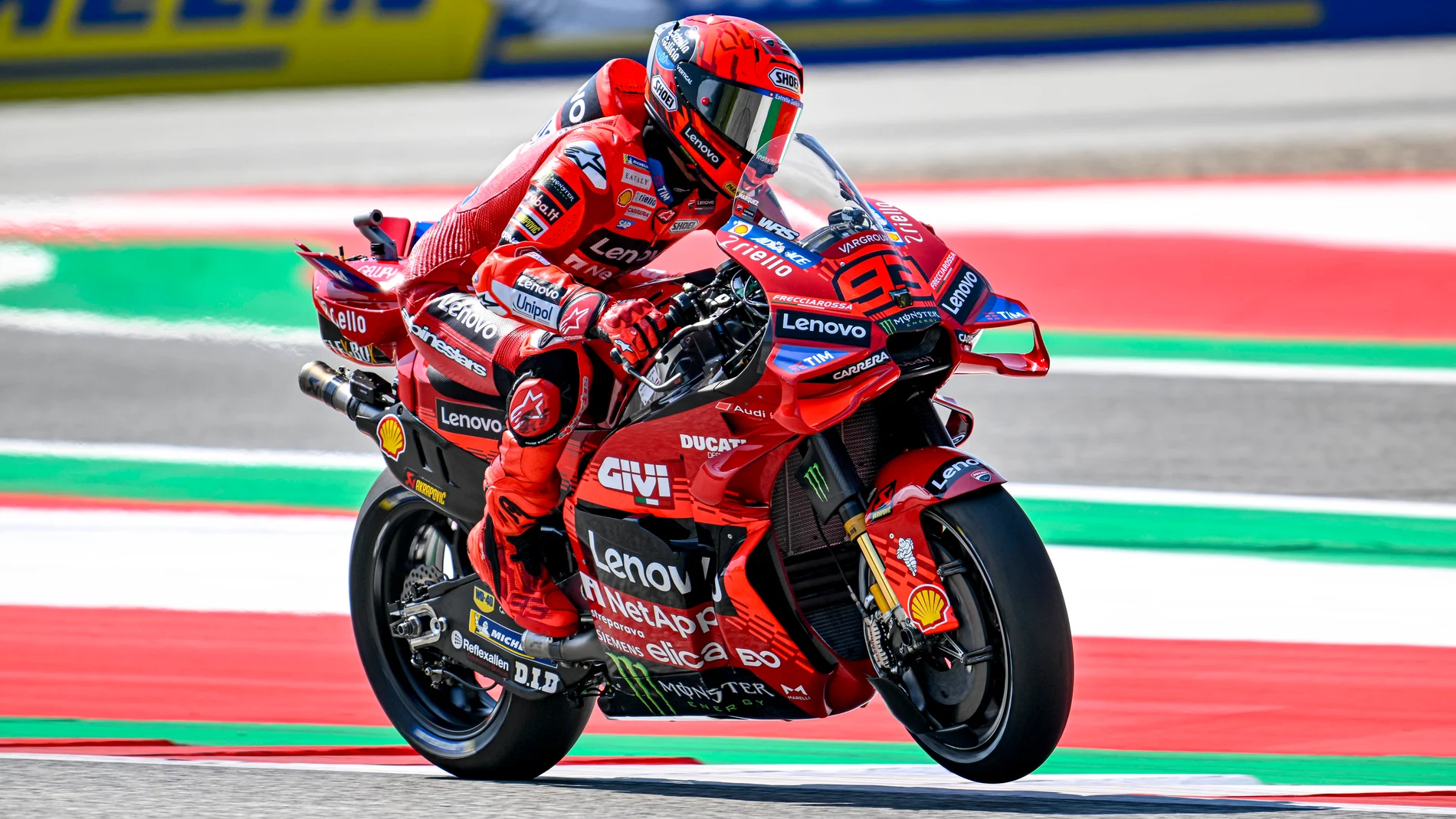 93 MARQUEZ Marc (spa), Ducati Lenovo Team, Ducati Desmosedici GP25, action during the 2025 MotoGP Bwin Grand Prix of Austria, on the Red Bull Ring, from August 15 to 17, 2025 in Austria, Spielberg - Photo Studio Milagro / DPPI AFP7 15/08/2025 ONLY FOR USE IN SPAIN