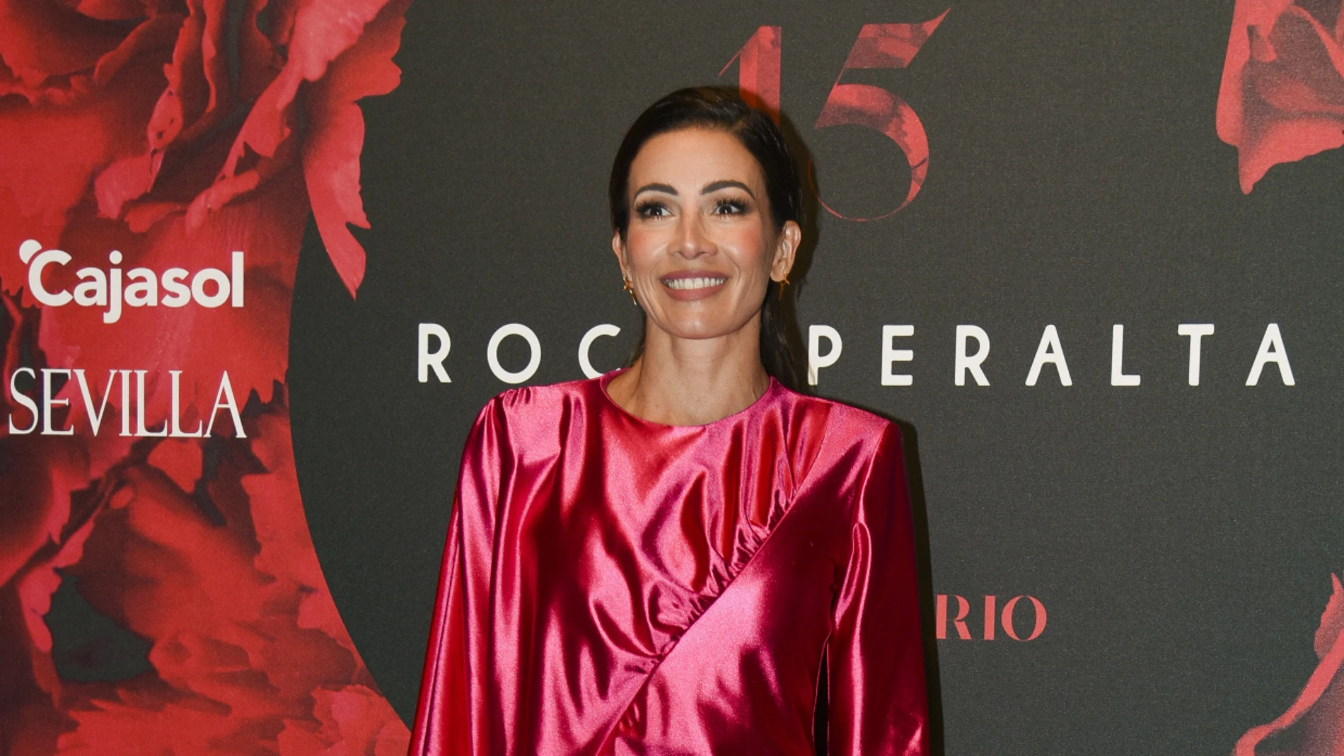 Virginia Troconis con vestido efecto buena cara.