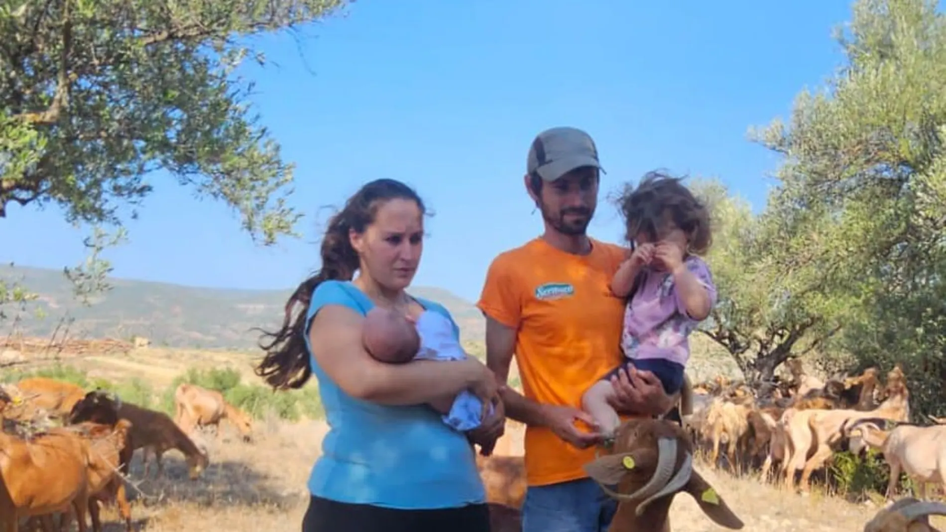 El pueblo de 372 habitantes que ha celebrado el nacimiento de dos bebés en dos días: "Es un acontecimiento extraordinario"