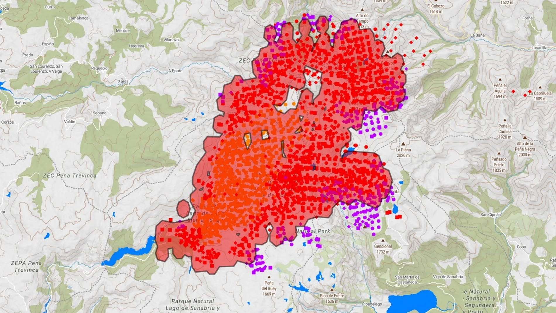 Incendio en Pena Trevinca, desde el visor Copernicus, a 18 de agosto de 2025. REMITIDA / HANDOUT por COPERNICUS Fotografía remitida a medios de comunicación exclusivamente para ilustrar la noticia a la que hace referencia la imagen, y citando la procedencia de la imagen en la firma 18/08/2025