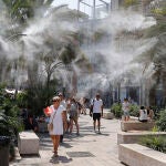 Alerta roja por riesgo extremo: 42 grados y tormentas fuertes en la Comunitat en el último día de la ola de calor