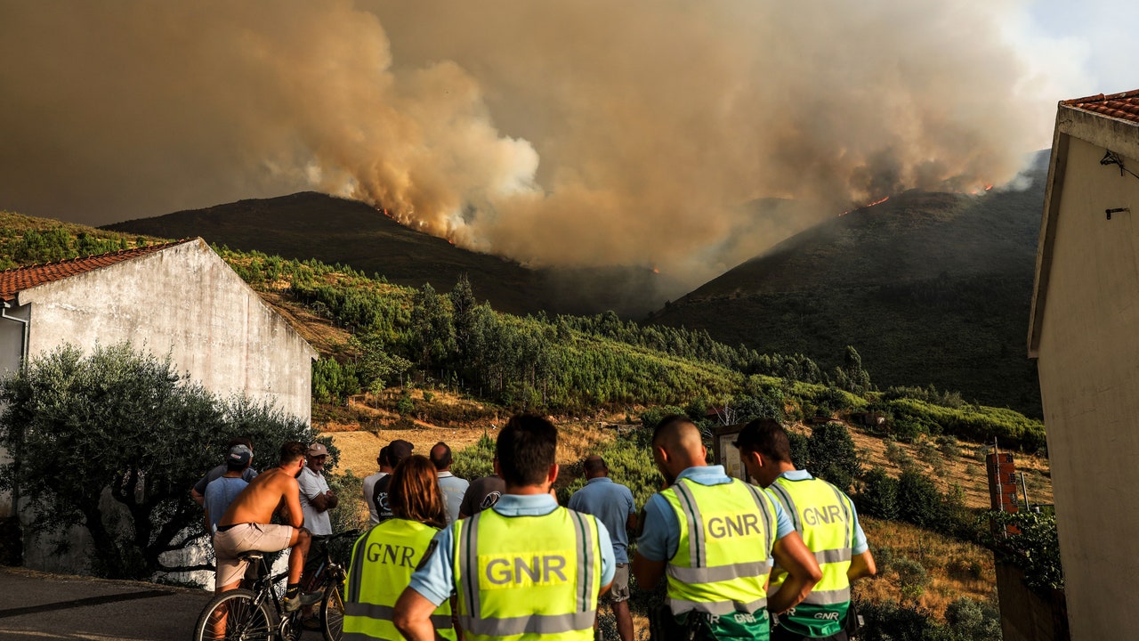 La UE manda a España bomberos de 7 Estados miembros para ayudar en los incendios