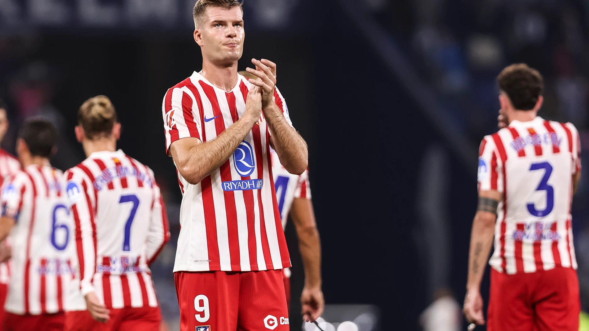 Alexander Sorloth of Atletico de Madrid gestures during the Spanish league, La Liga EA Sports, football match played between RCD Espanyol and Atletico de Madrid at RCDE Stadium on August 17, 2025 in Cornella, Barcelona, Spain. AFP7 17/08/2025 ONLY FOR USE IN SPAIN