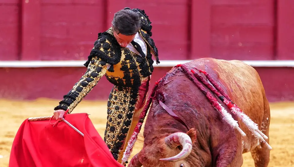El diestro Diego Urdiales este lunes en el festejo de la Feria de Málaga, celebrado en la plaza de La Malagueta