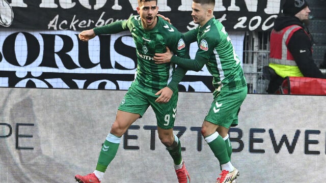 Fútbol.- El delantero portugués André Silva ficha por el Elche hasta 2026