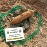 Imagen de la bomba de aviación encontrada durante los trabajos de ampliación del Puerto de València
