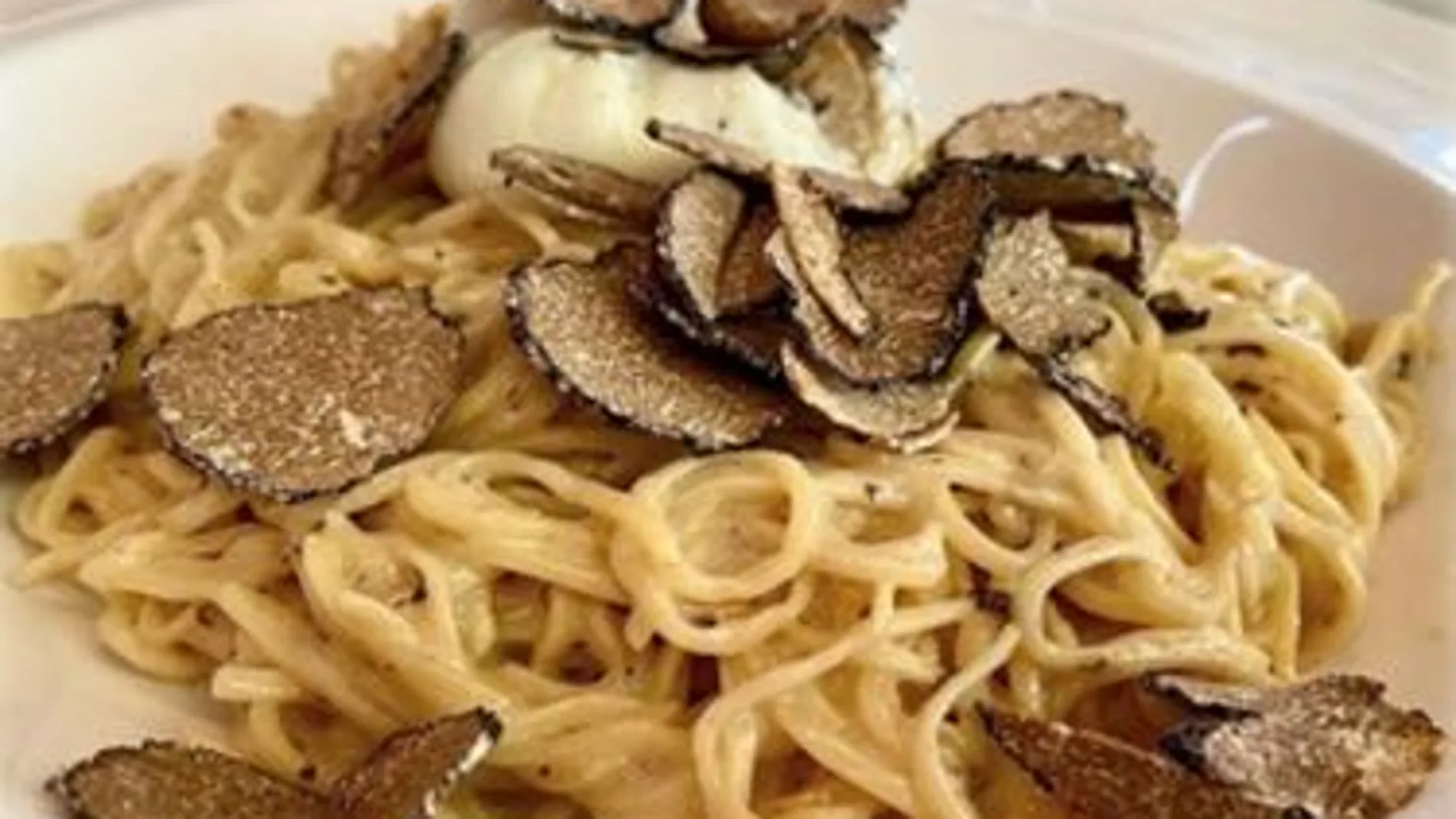Plato de pasta de la Trattoria L’Impronta