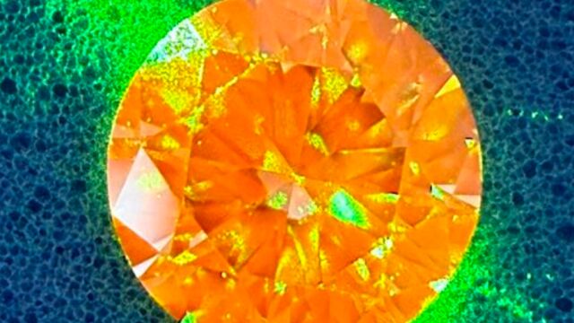 Diamante utilizado en el sensor de detección
