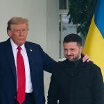 Ucrania.- Zelenski ofrece a Trump comprar armas por 77.000 millones de euros a cambio de las garantías de seguridad