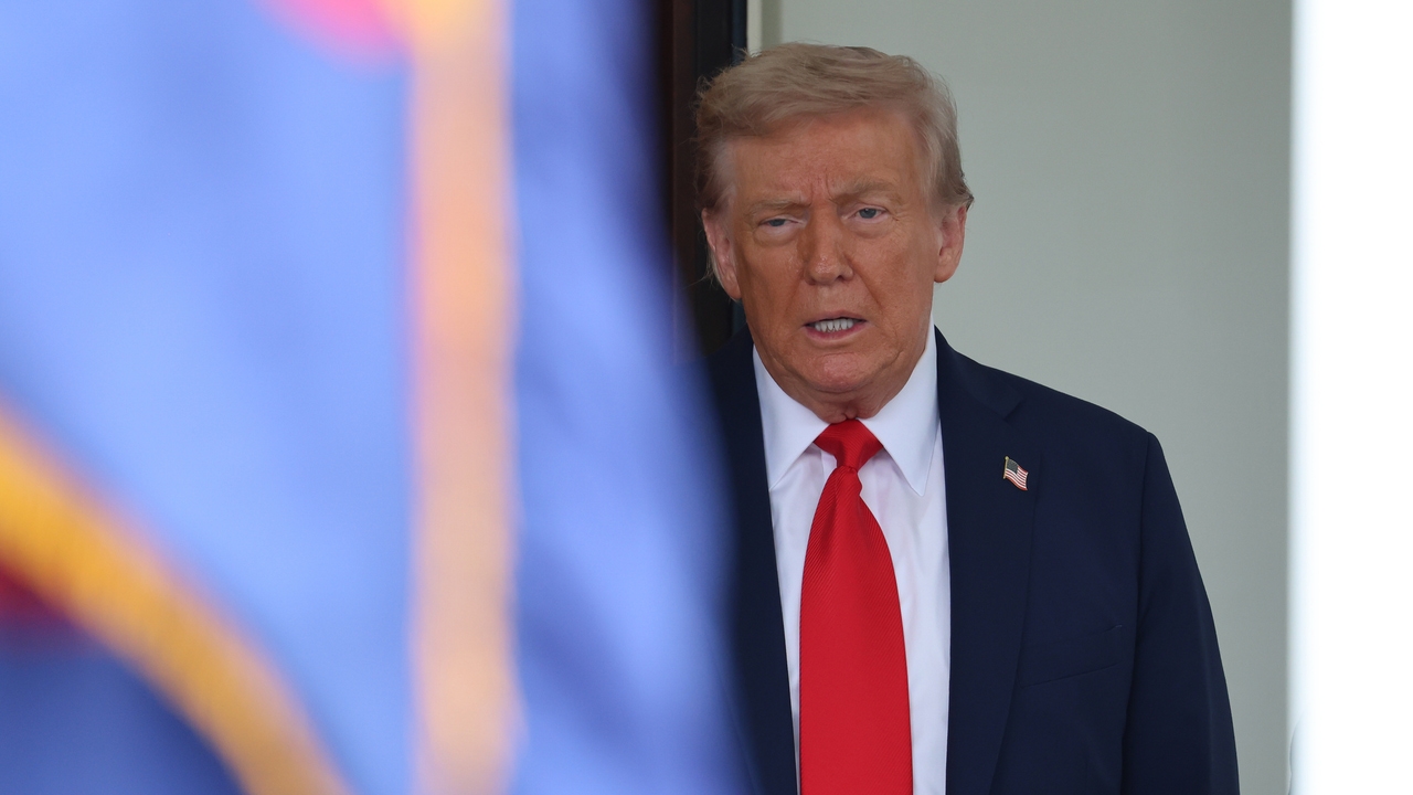 Tras los aranceles, Trump ahora pone la mira en las turbinas de los aerogeneradores