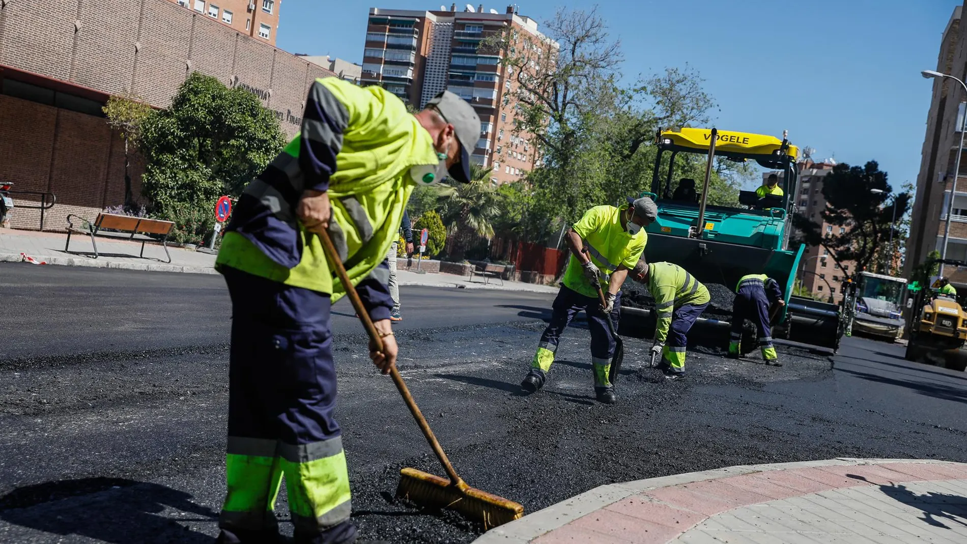 MADRID.-Más de 110 calles en los 21 distritos se suman a la Operación Asfalto de Madrid con una inversión de 5,5 millones