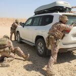Miembros de la Unidad Force Protection durante el ejercicio "Dustoff"