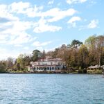 Brindos Lac & Château: Música, bienestar y gastronomía a orillas del agua