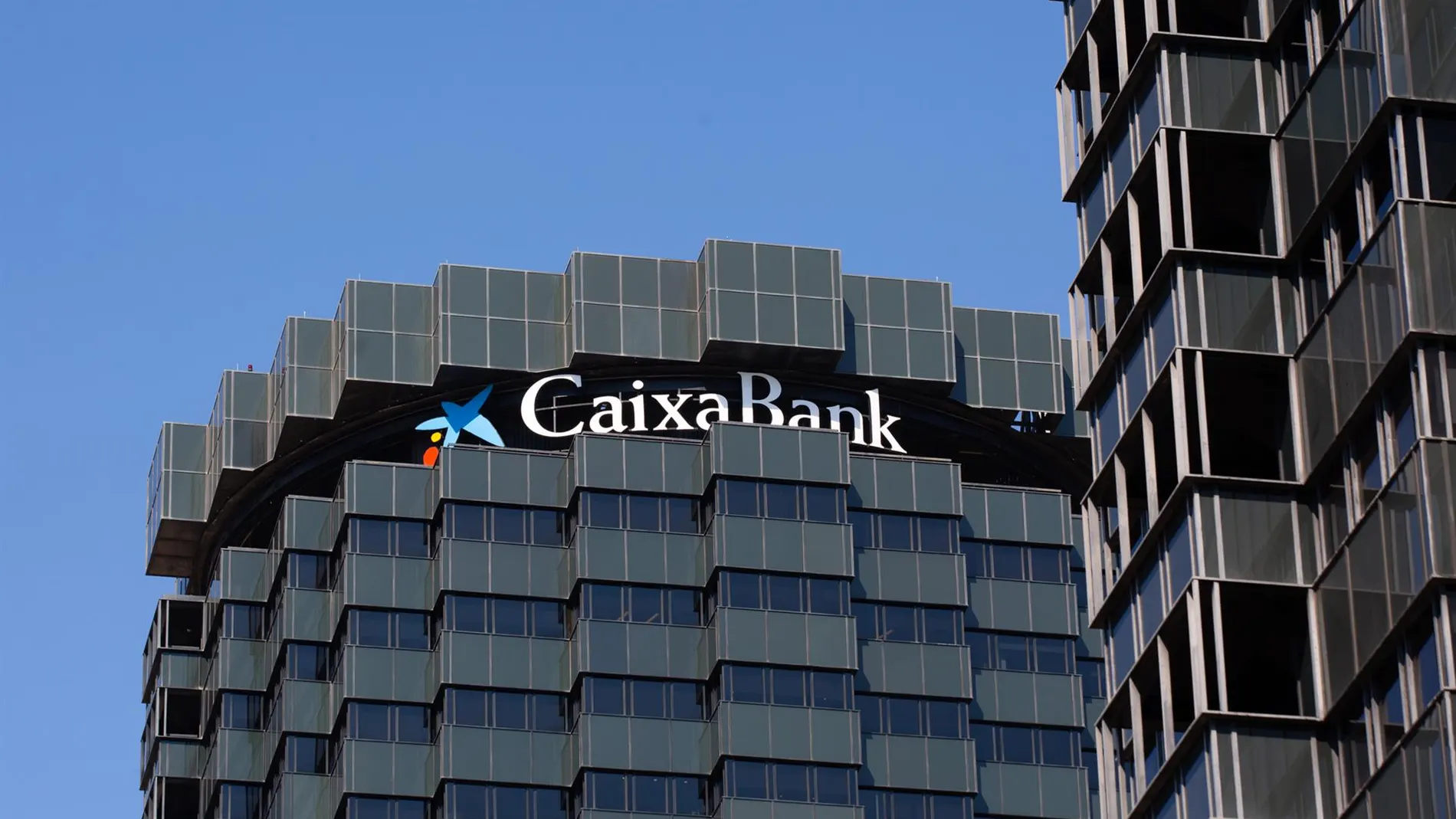 Economía.- CaixaBank concede 8.300 millones para la internacionalización de las empresas en el primer semestre