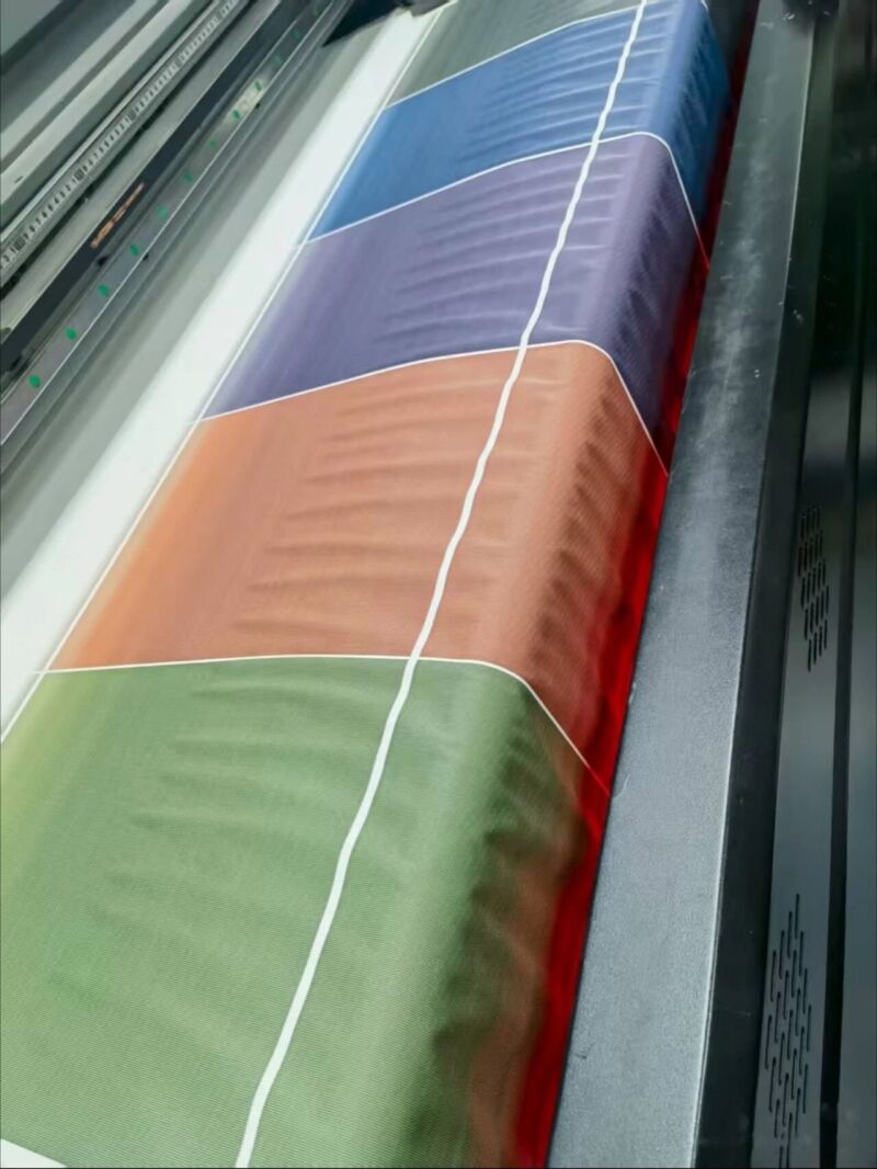 Material de las nuevas fundas para el iPhone 17