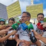 Adelante acusa a la Junta de "maltratar" a los bomberos forestales con condiciones laborales "de vergüenza"