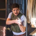 El bigote de Pedro Pascal ya era icónico hace 10 años