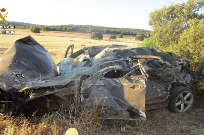 Vehículo siniestrado tras el accidente.